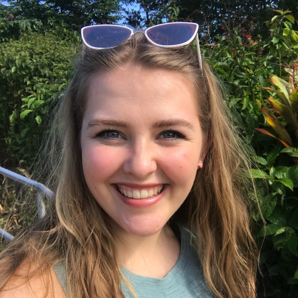 Meet your Posher, Joy - Picture 7 of 10